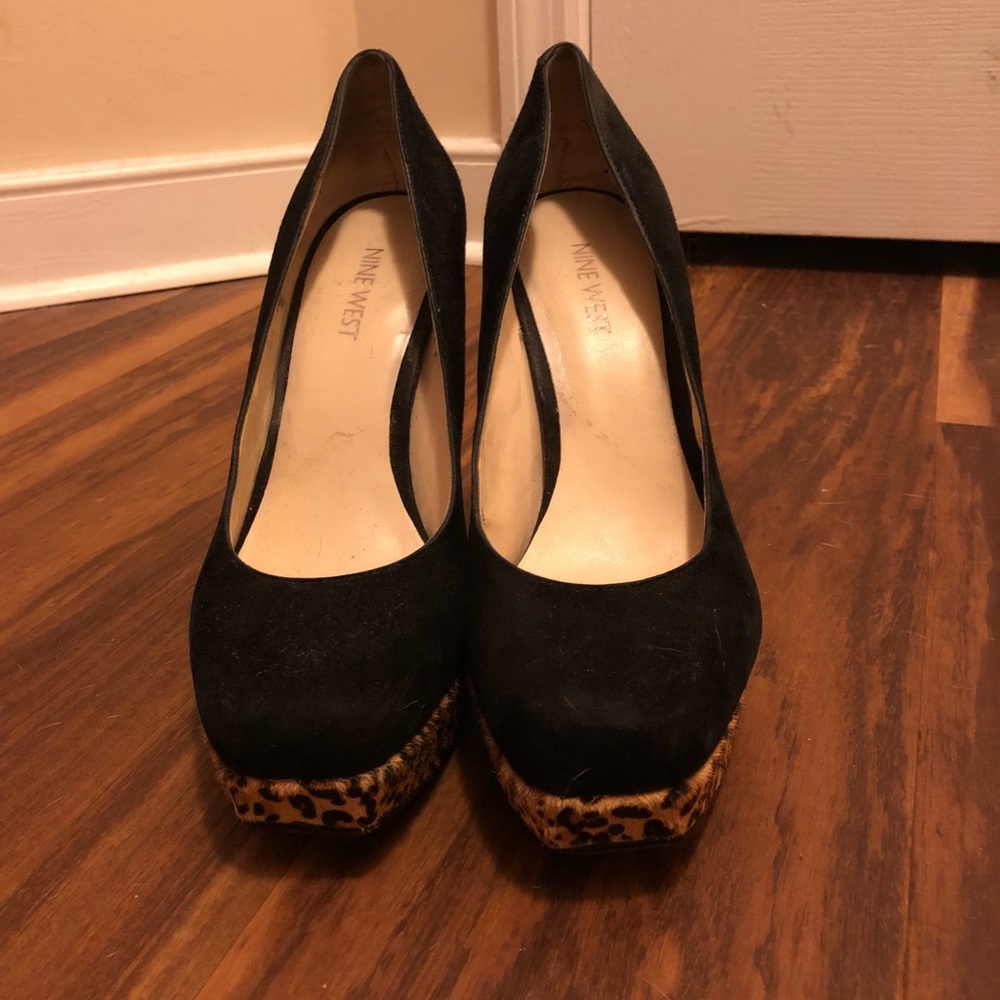 Nine West black-leopard suede heels (size 9)